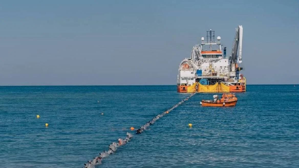 Reaktionen in Athen zu Keravnos' Aussagen zum EuroAsia Interconnector