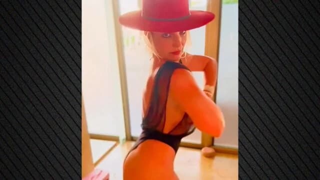 Μπρίτνεϊ Σπίαρς: Προκλητικός χορός στο Instagram με διάφανο κορμάκι