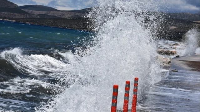 Récord de vientos Meltemi en el Egeo en el verano de 2025