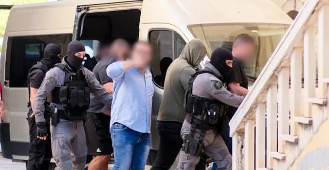 Четверо арестованных по делу о критской мафии освобождены
