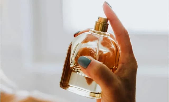 3 Autumn Fragrances to Wrap You in Warm Notes