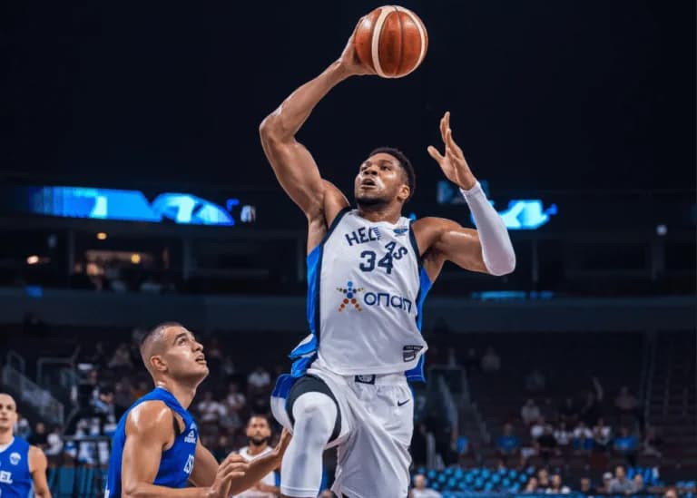 Giannis Antetokounmpo: Spectacular Dunk and 'Magic' Performance Against Israel (vid)