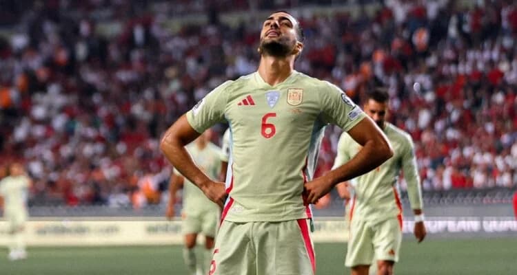Spain Revamps 'Tiki-Taka' and Strikes Fear into Opponents