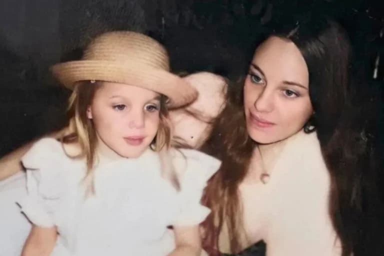 Angelina Jolie: Speaks Emotionally About Cancer and Her Mother