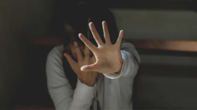 沃洛斯：男子骚扰前伴侣被判处 3 年监禁