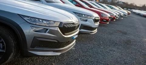 Neue EU-Regeln für Fahrzeuglebenszyklus genehmigt