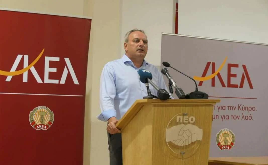 Stefánou (AKEL): Oposición efectiva a un gobierno incapaz