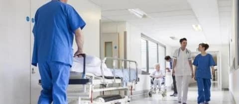 Beschwerde: Tetraplegische Patientin stirbt nach verzögerter Untersuchung
