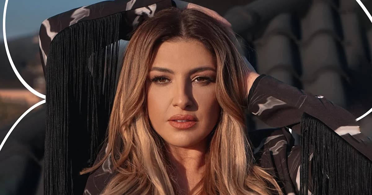 Helena Paparizou: Süße Wünsche zum neuen Schuljahr mit einem Kinderfoto