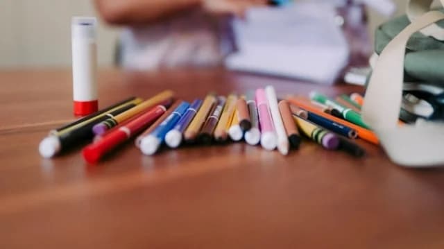 Municipio de Atenas: Material escolar para 1.500 estudiantes de familias vulnerables