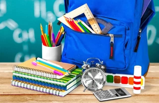 Subsidio de 150 € para material escolar para estudiantes en Grecia Central