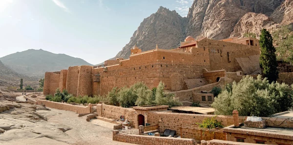Archimandrit Symeon Papadopoulos zum neuen Erzbischof des Sinai gewählt