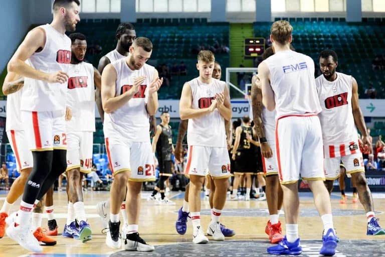 LIVE: Olympiacos – Paris for the «Neofytos Chandriotis» Tournament