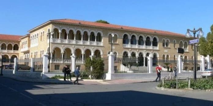 Священный Синод: Браки разрешены до 12 декабря, Новый Синодальный Суд