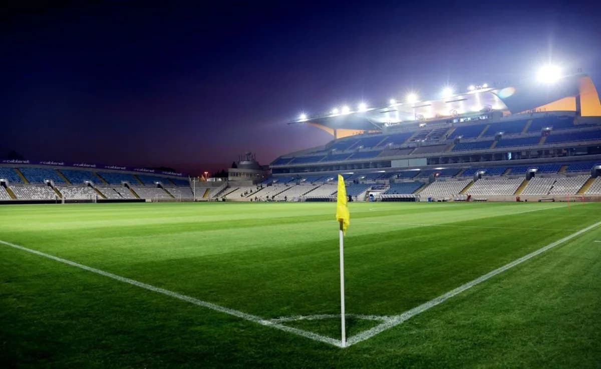 Medidas de seguridad para el partido Omonia - AEK en Nicosia