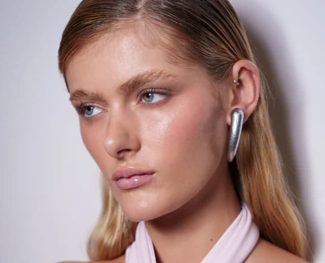 53 Method: The Viral Contouring Technique on TikTok