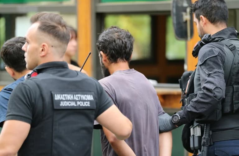 32-Jähriger wegen Brandstiftung in Hymettus inhaftiert – Erwähnt ISIS
