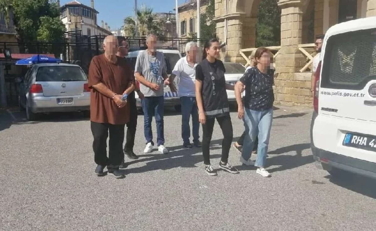 5 griechische Zyprioten sagen vor 'Militärgericht' in besetzten Gebieten aus