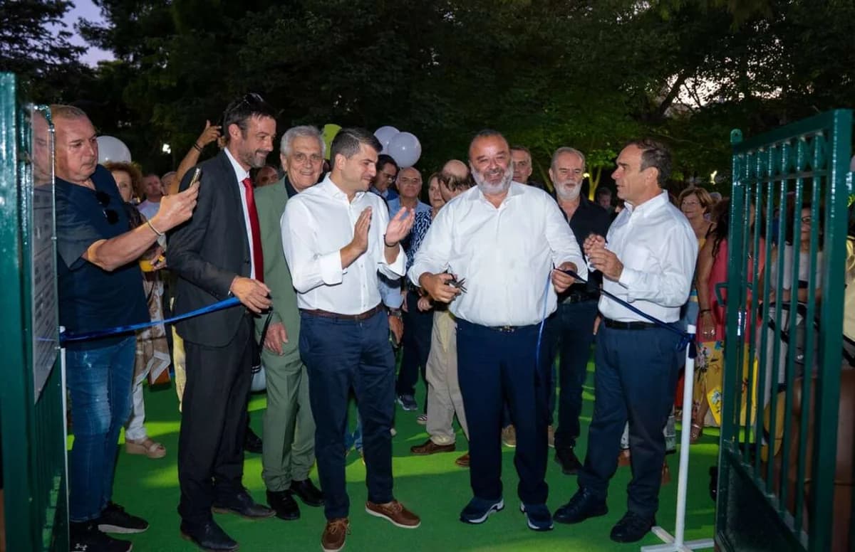 SEAJETS sponsert neuen Spielplatz in Nea Erythraia