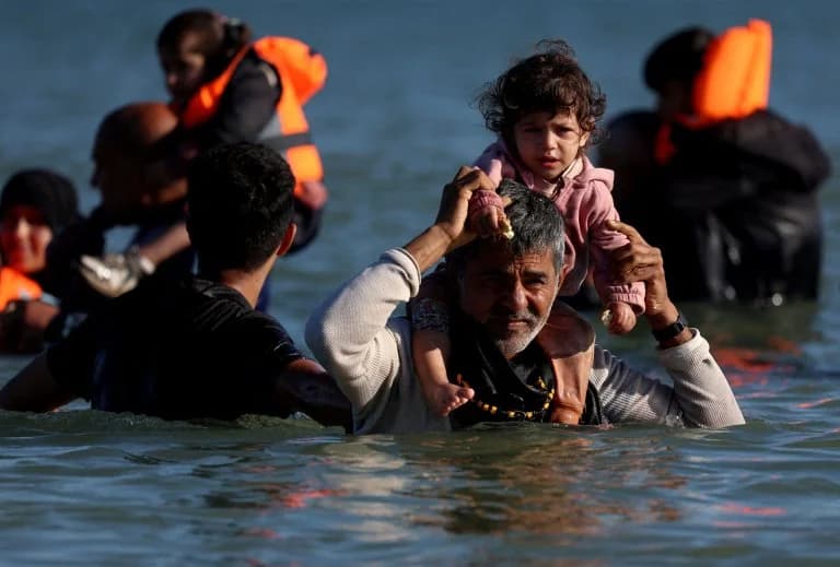 UK-France: Over 1,000 Migrants Cross the English Channel in One Day