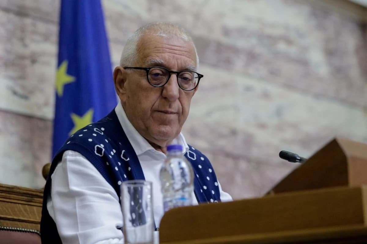 Nikitas Kaklamanis besucht Zypern zum Jahrestag des Unabhängigkeitstages