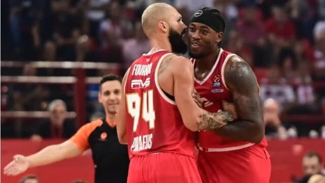 Η Ζάλγκιρις απαντά στον Φουρνιέ για το γαλακτομπούρεκο