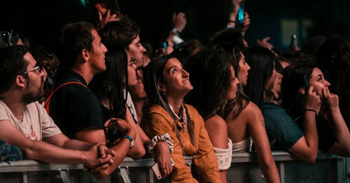 Economía del Fan: Cómo los fans se convierten en co-creadores con las celebridades