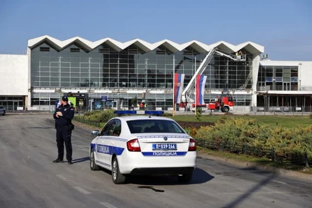 Σερβία: Συλλήψεις για ρατσιστικές επιθέσεις σε Γαλλία και Γερμανία