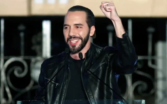 Ελ Σαλβαδόρ: Απαγόρευση της συμπεριληπτικής γλώσσας στα σχολεία