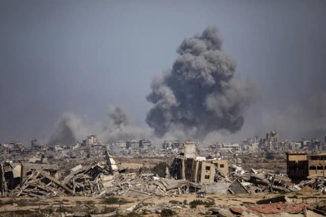 Israelische Angriffe in Gaza: Sechs Tote nach Trumps Aufruf