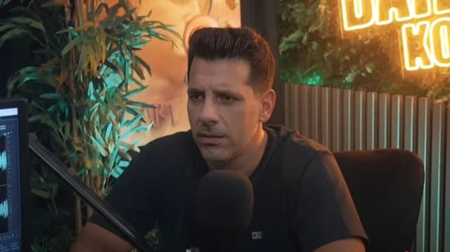 Thodoris Ferrής: 'I have torturous relationships with my exes'