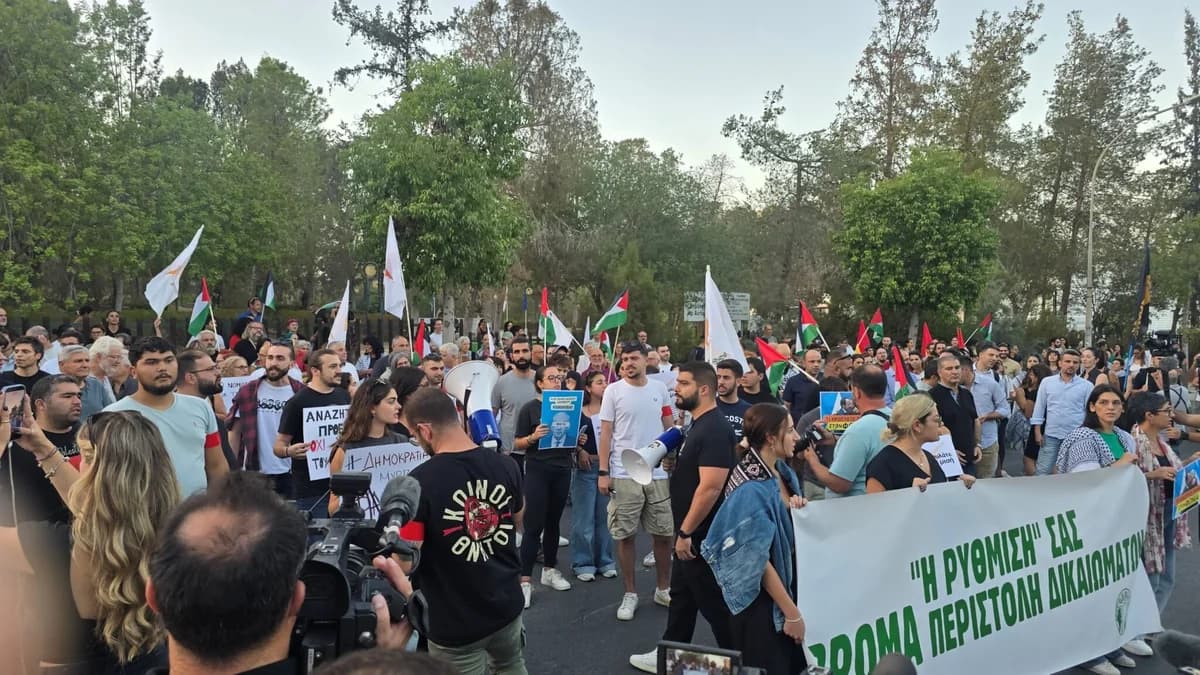 ΑΚΕΛ: Ζητά κατάργηση του νόμου για τις διαδηλώσεις
