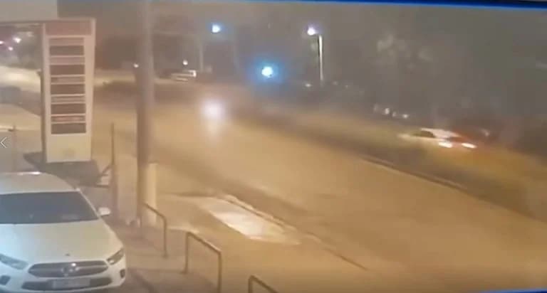 阿吉鲁波利：致命摩托车事故造成两人死亡 – 视频
