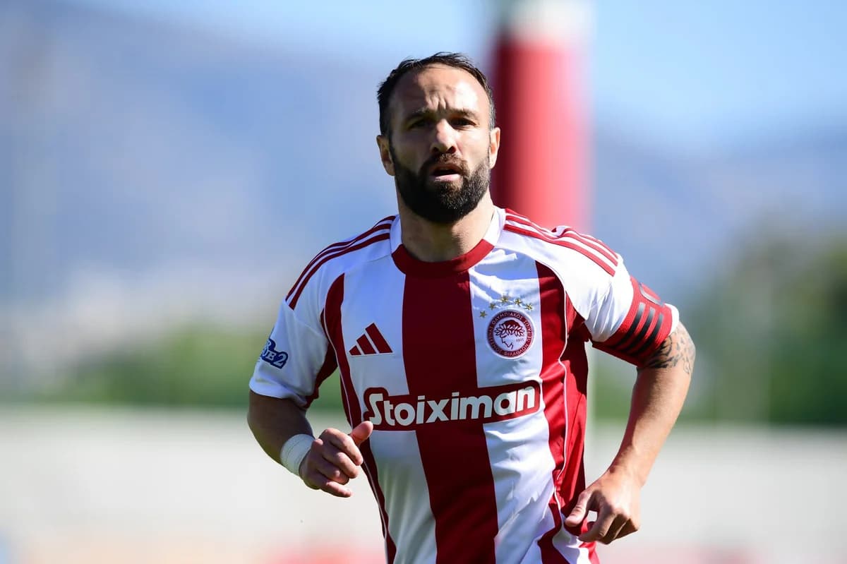 Valbuena's Stunning Free Kick Reduces Deficit for Olympiacos B (video)