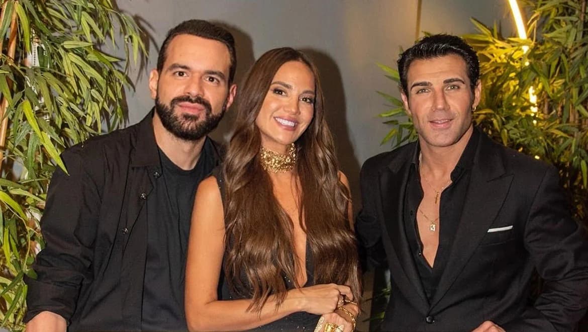 Ria Ellinidou: Sorpresa de disco de platino en "VogAthens"
