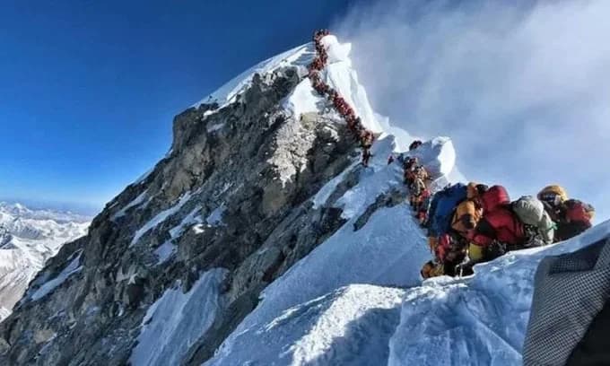 Everest: Thousands of Climbers Stranded Due to Snowfall, Rescues Underway