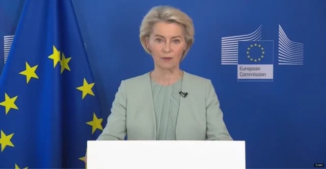 Von der Leyen steht im Europäischen Parlament vor Misstrauensanträgen