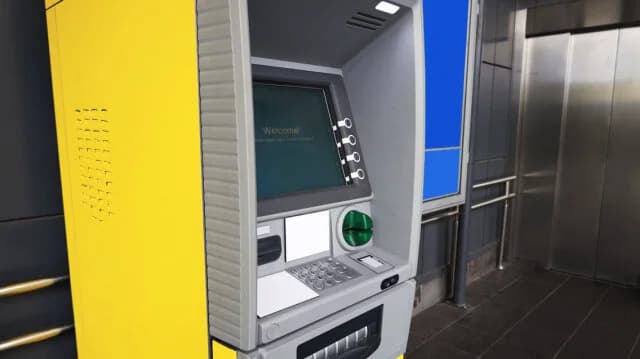 ATM 小票余额五十万美元走红网络