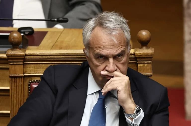 M. Voridis Emails ND MPs to Refute Varras' Claims