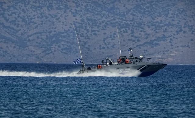 Ρόδος: Δύο νεκροί και συλλήψεις για διακίνηση μεταναστών - Επιχείρηση στις Οινούσσες