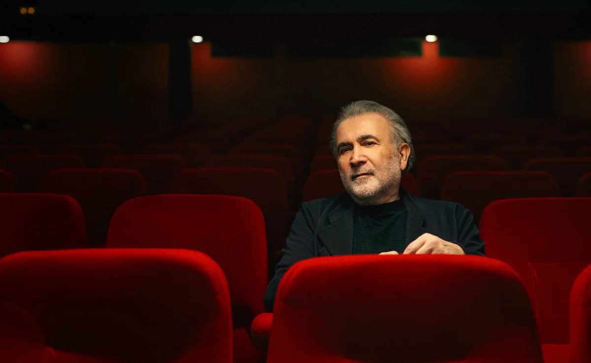 Lakis Lazopoulos: Rückzug aus dem Theater