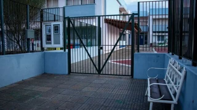 Волос: 12-летний мальчик угрожал однокласснику ножом с целью ограбления