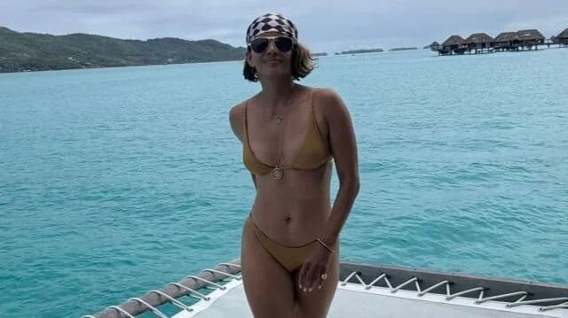Halle Berry presume su figura a los 59 años