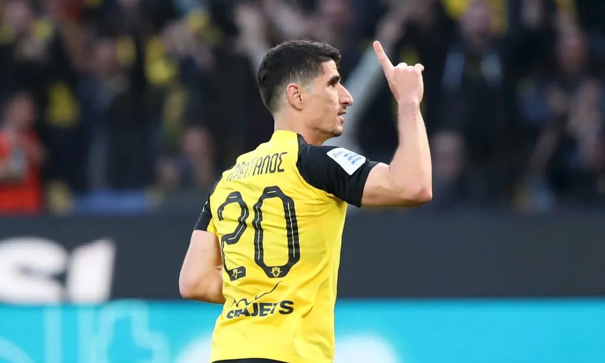 APOEL and Petros Mantalos: Interest Confirmed