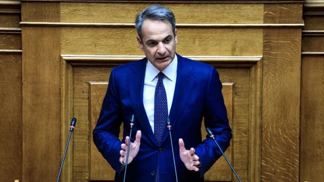 Mitsotakis kritisiert SYRIZA für Tsipras' Politik und griechisch-türkische Beziehungen