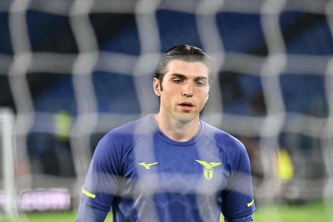 Mandas Solicita Salida del Lazio por Falta de Minutos