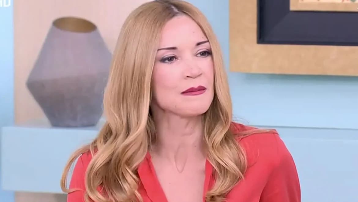 Ioanna Pappa: Por qué no está considerando un segundo hijo – Momentos con su hijo en la escuela