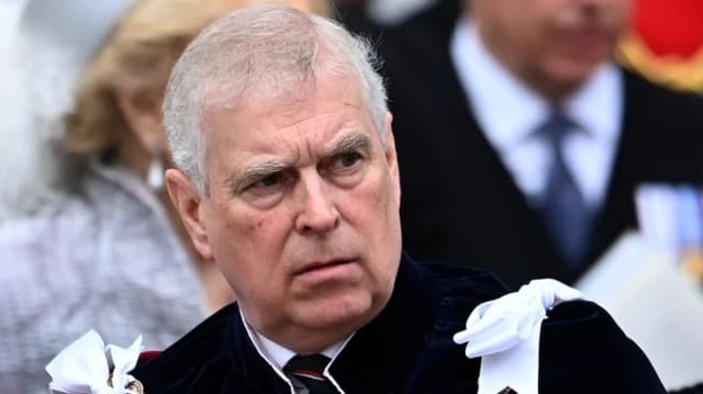 Prinz Andrew drohen 15 Jahre Haft wegen Giuffre-Informationsbeschaffung