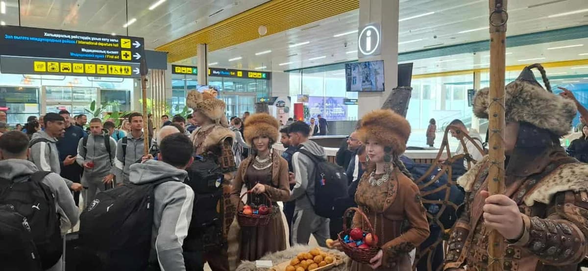 Kairat empfängt Pafos FC-Fans herzlich in Almaty