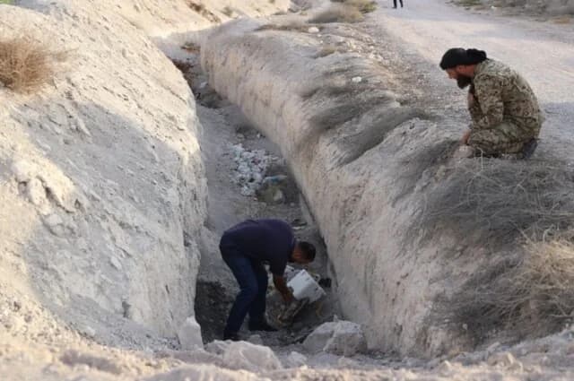 קבר אחים נמצא בסוריה; רוב הקורבנות נשים וילדים